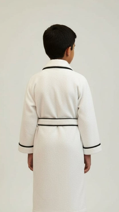 Kids Bathrobe With Pipping