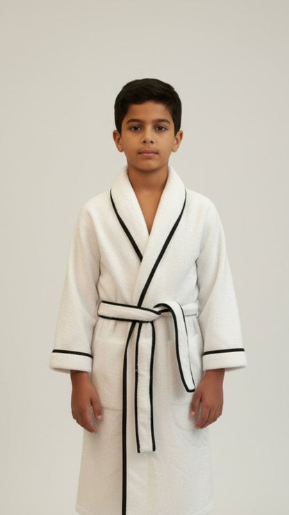 Kids Bathrobe With Pipping